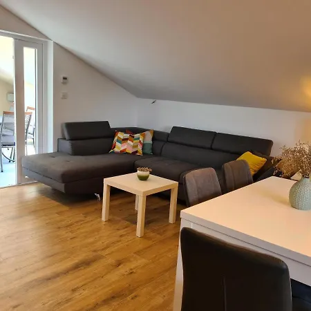 Apartman Nova *