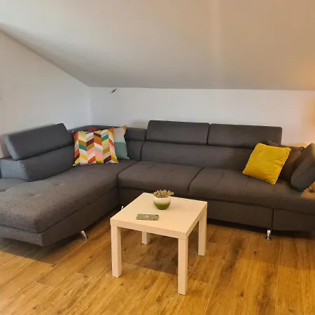 Apartman Nova *