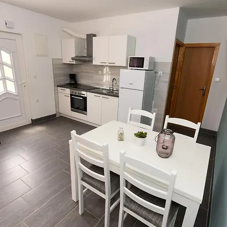 Nova * Poljica (Zadar)