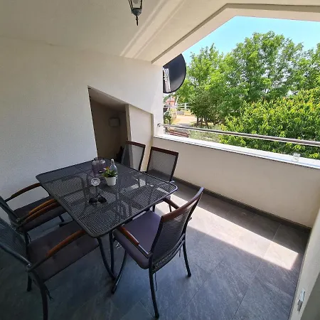 Nova A1 Apartment